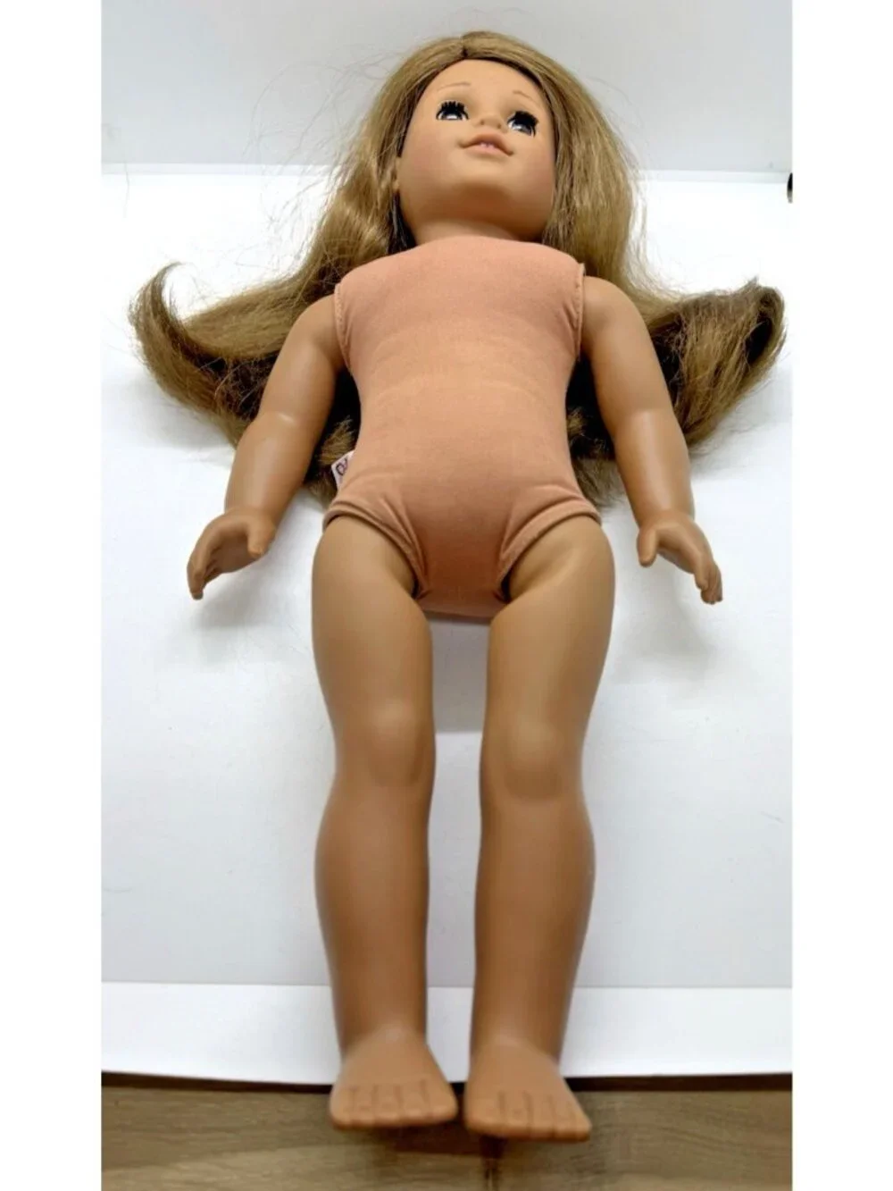 Pleasant Company American Girl Doll Brunette Light Brown Hair Brown Eyes 2008